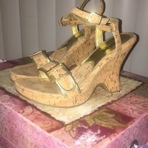 Unlisted wedge size 7 1/2